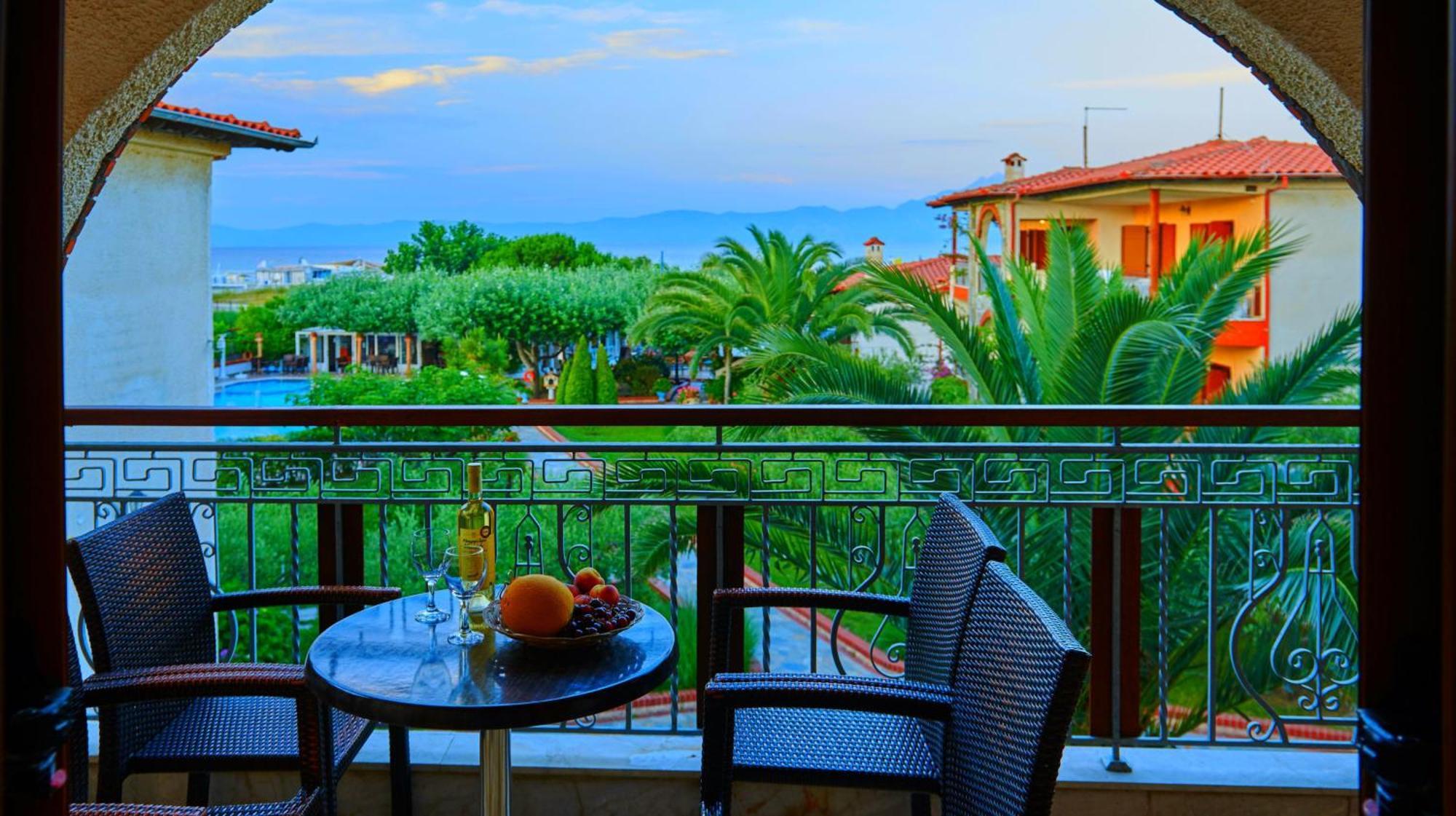 Hotel Pontos Sarti Exterior photo